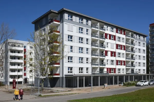 FORTUNA: Neuwertig-komfortabel, barrierefrei und PKW-Stellpatz ! — photo 1
